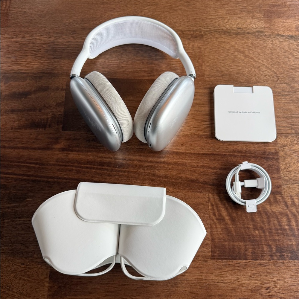 Apple AirPods Max Wireless Over-Ear Headset - Silver Authentic